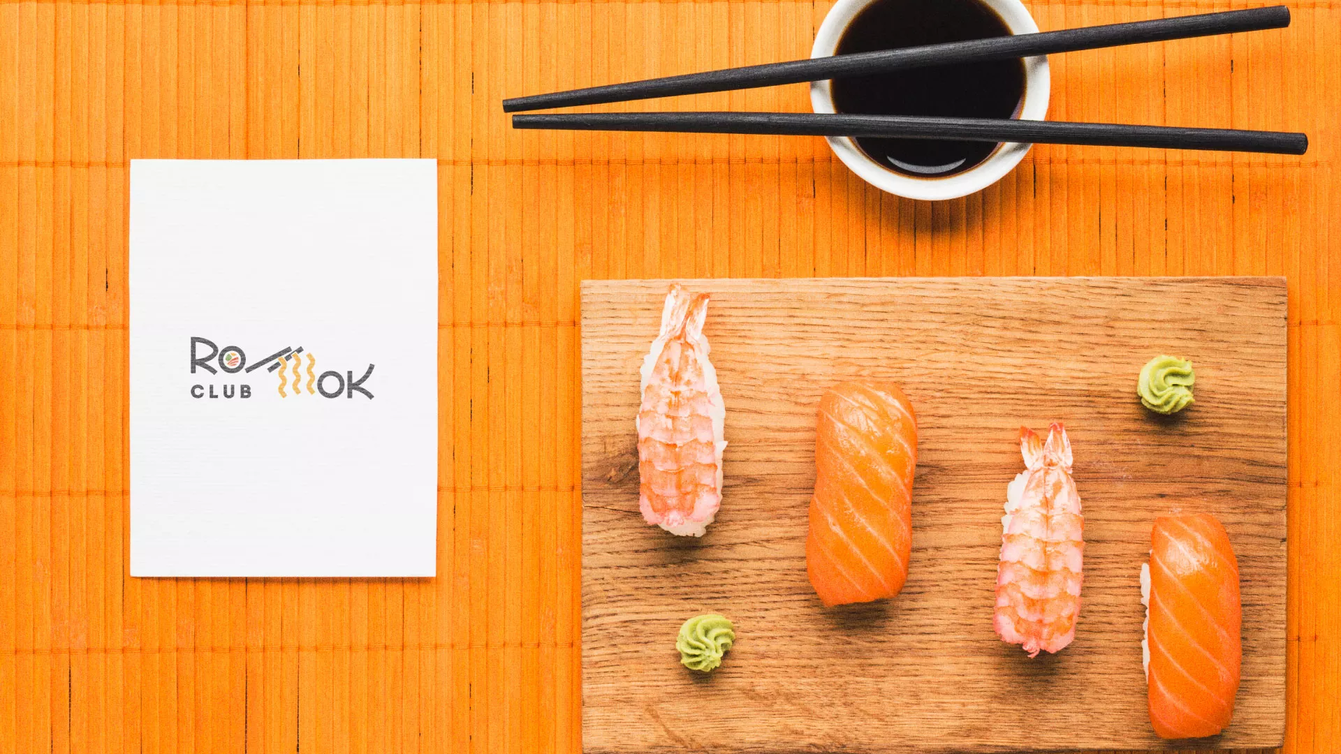 Создание логотипа суши-бара «Roll Wok Club» в Островном