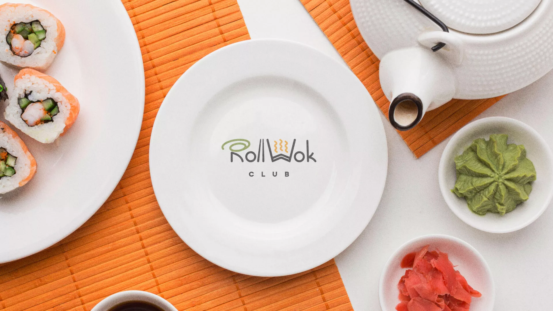 Разработка логотипа и фирменного стиля суши-бара «Roll Wok Club» в Островном